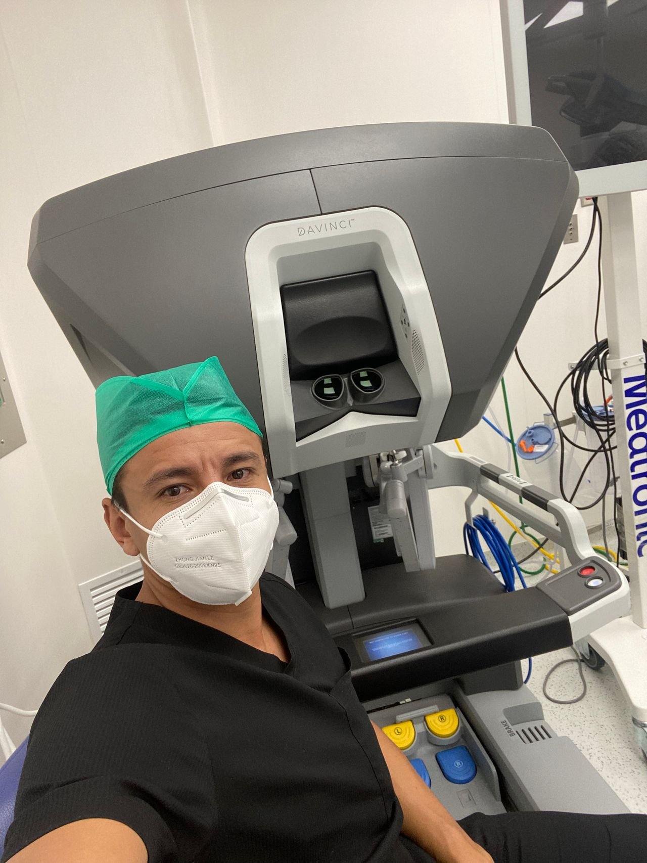 Dr. Jorge Luis Lagunes Vega, Urólogo